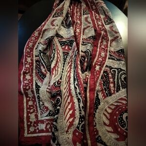 Stunning silk scarf
